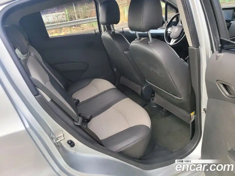 Chevrolet Spark 2012 1.0 Автомат в Москве № 105629, фото 9