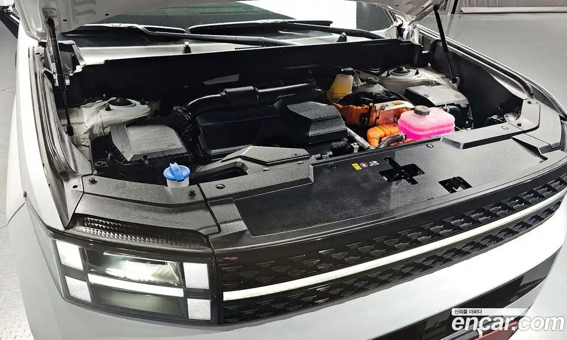 Hyundai Santa Fe 2024 1.6 Автомат в Москве № 107762, фото 12