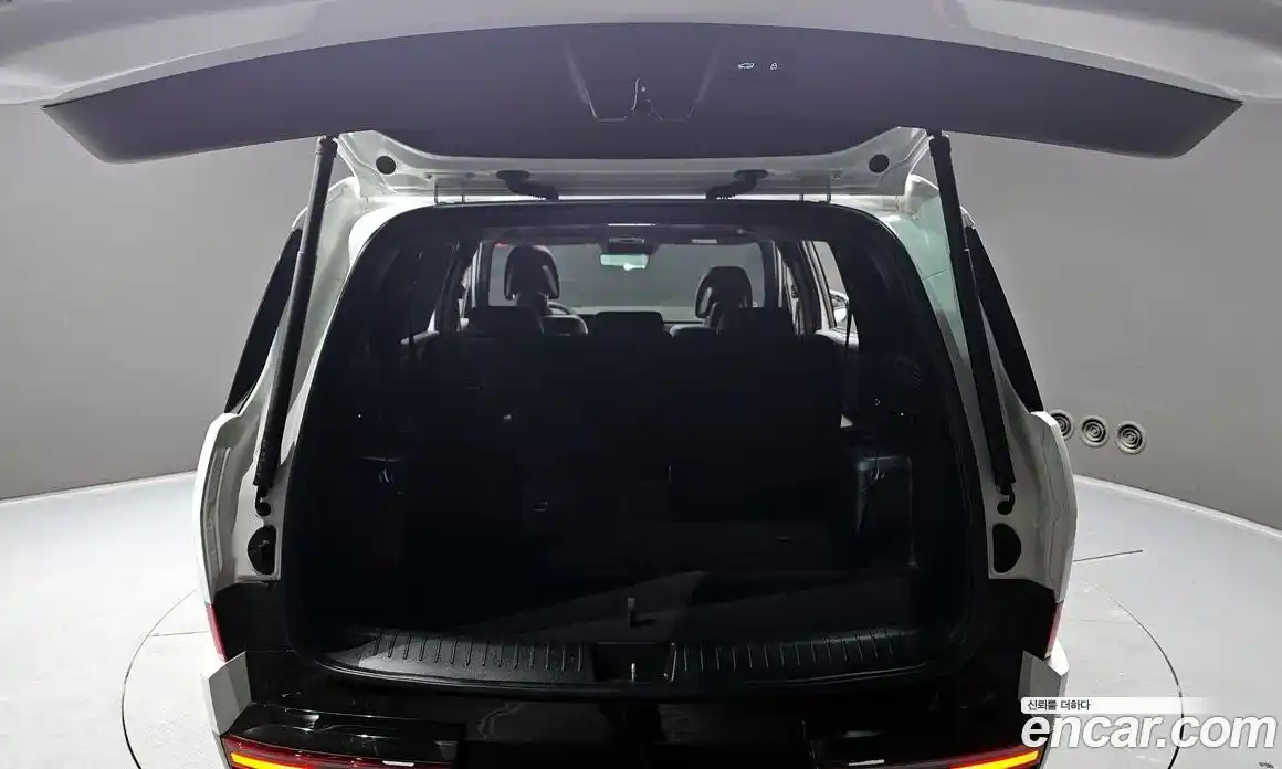 Hyundai Santa Fe 2024 1.6 Автомат в Москве № 107762, фото 14