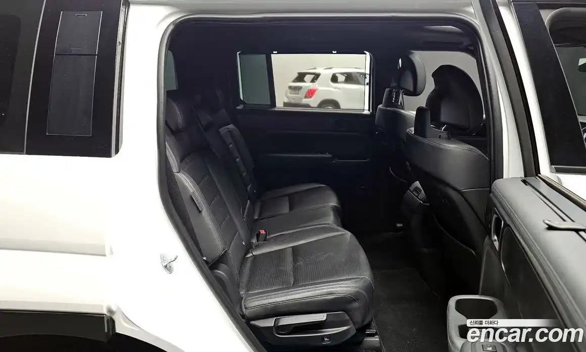 Hyundai Santa Fe 2024 1.6 Автомат в Москве № 107762, фото 3