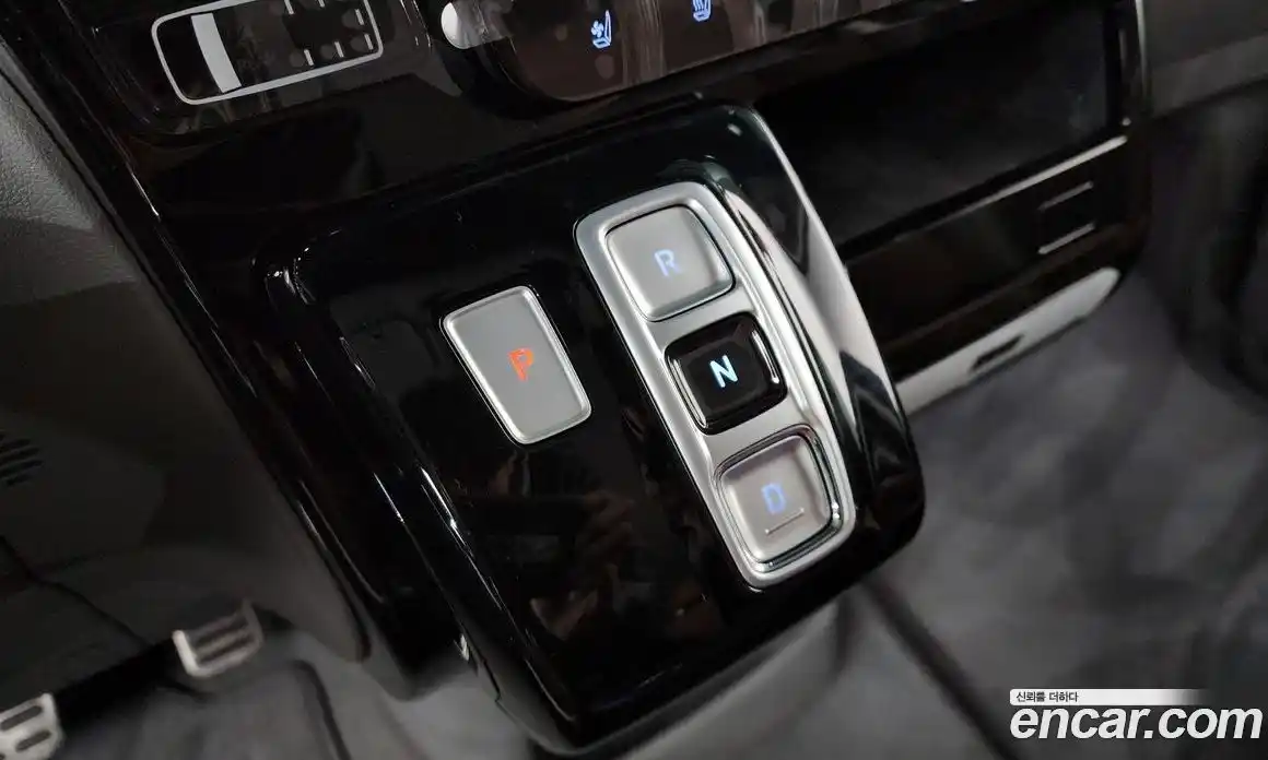 Hyundai Staria 2025 3.5 Автомат в Москве № 107788, фото 11