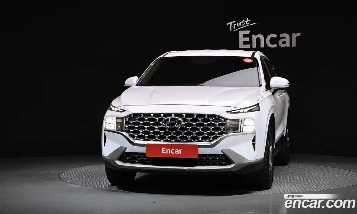 Hyundai Santa Fe 2021 2.2 Автомат в Москве № 111117, фото 3