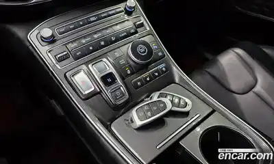 Hyundai Santa Fe 2021 2.2 Автомат в Москве № 111117, миниатюра 9