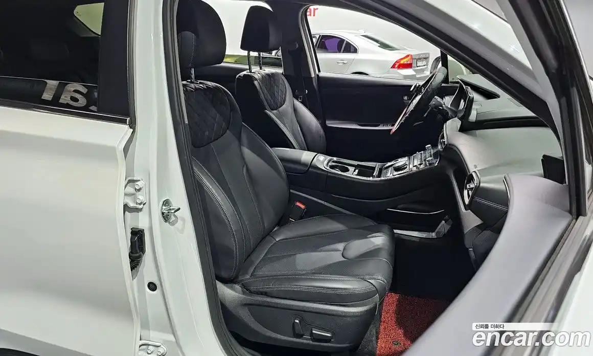 Hyundai Santa Fe 2021 2.2 Автомат в Москве № 111117, фото 10