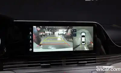 Hyundai Grandeur 2022 2.5 Автомат в Москве № 112680, миниатюра 2