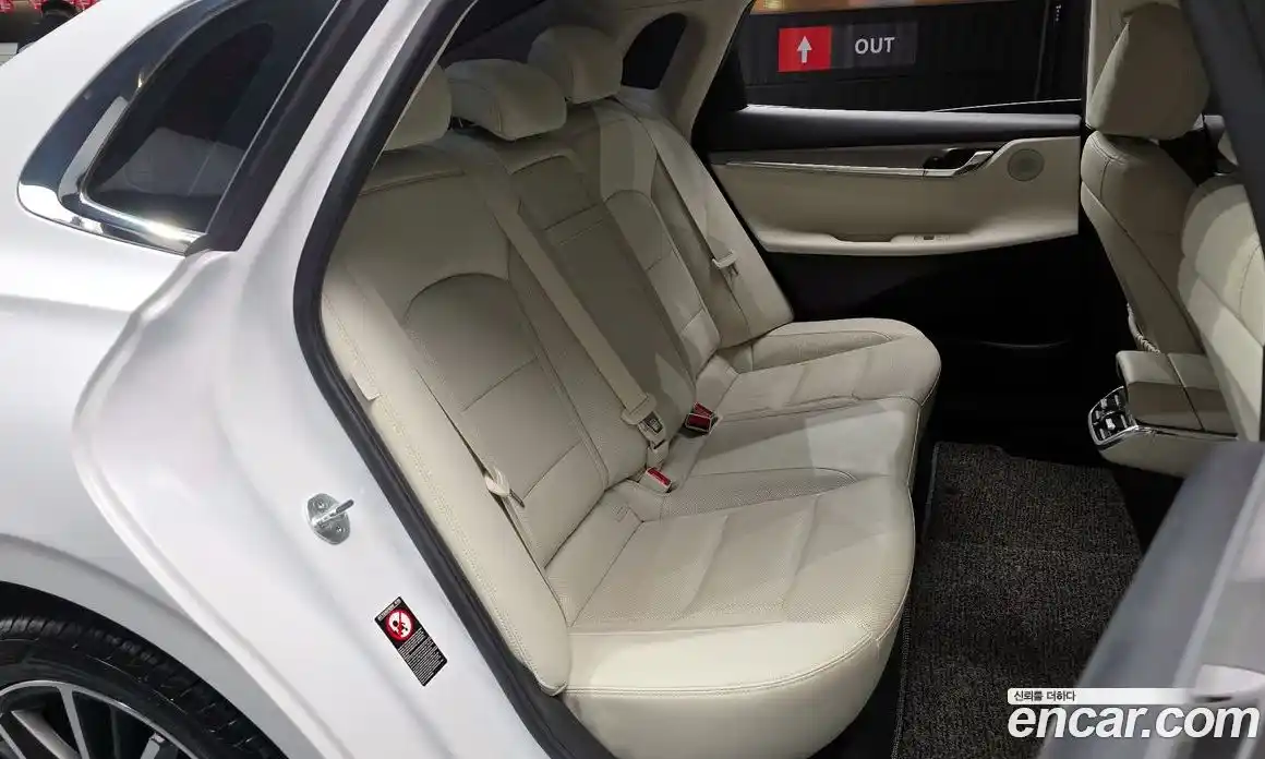 Hyundai Grandeur 2022 2.5 Автомат в Москве № 112680, фото 4