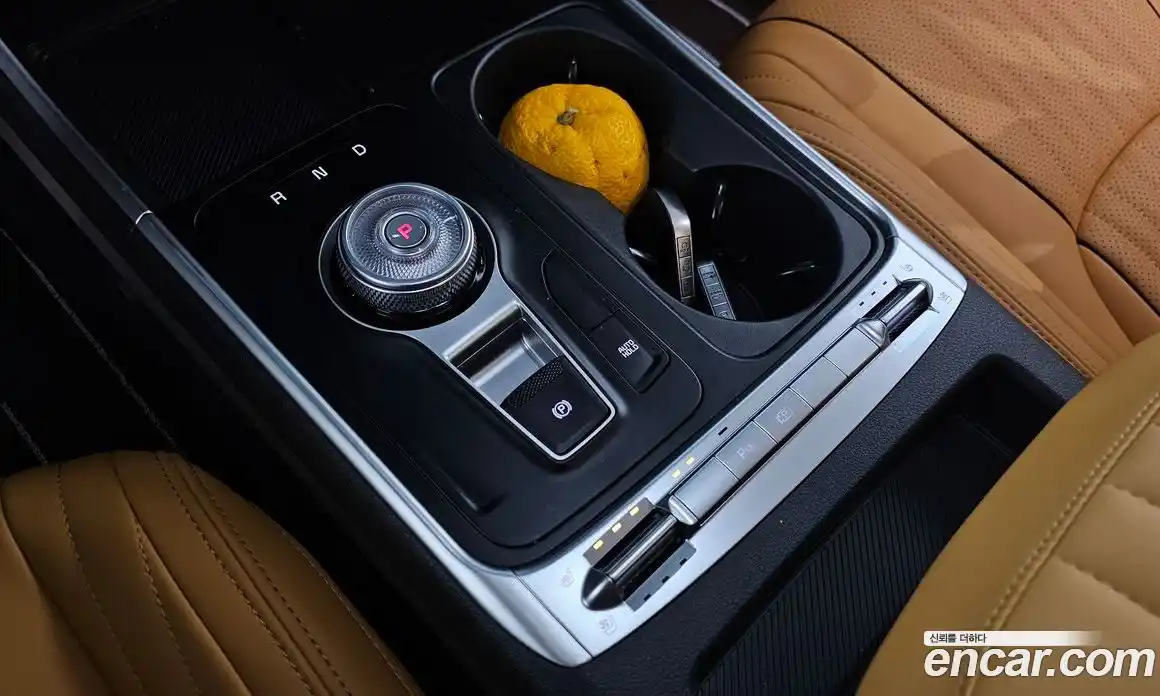 Kia Canival 2025 1.6 Автомат в Москве № 114789, фото 14