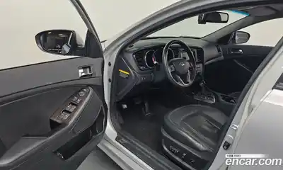 Kia K5 2011 2.0 Автомат в Москве № 115711, миниатюра 10