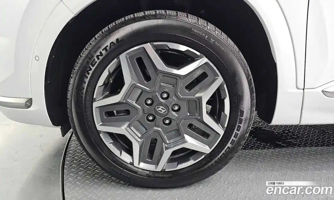 Hyundai Santa Fe 2023 1.6 Автомат в Москве № 119738, фото 5