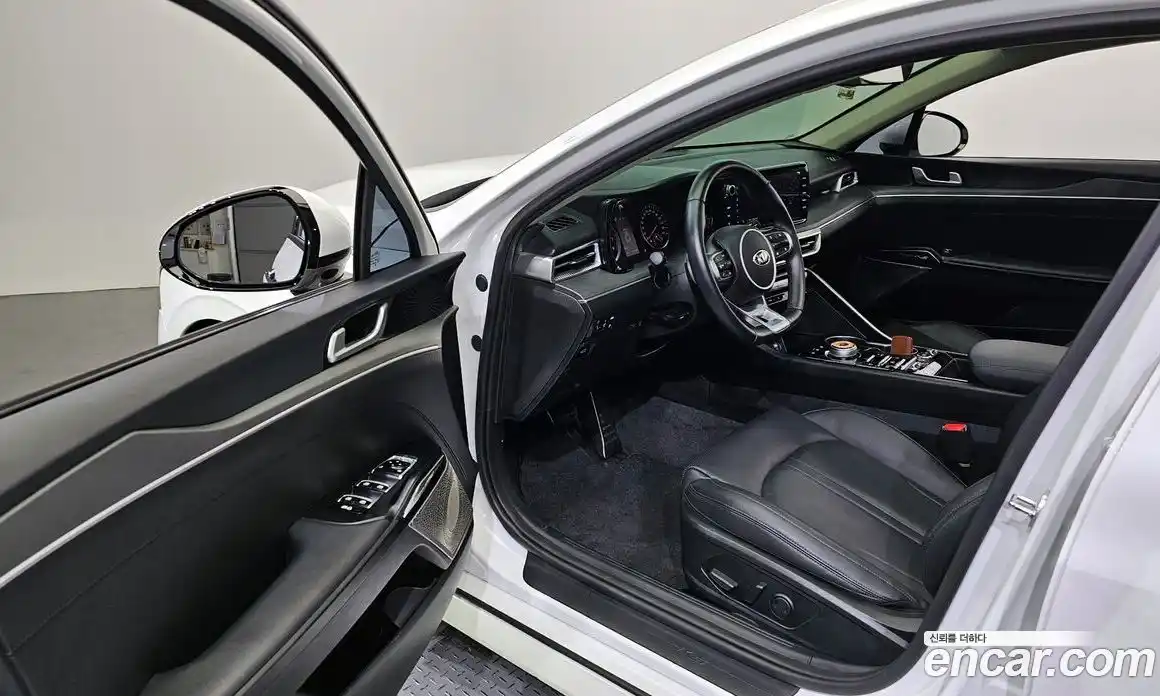 Kia K5 2020 1.6 Автомат в Москве № 120595, фото 16