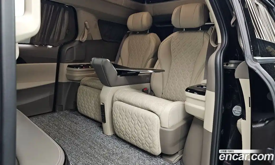 Kia Canival 2024 3.5 Автомат в Москве № 124117, фото 12