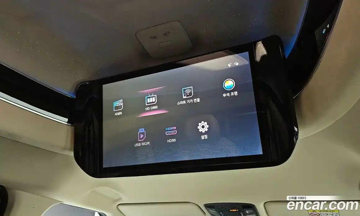 Kia Canival 2024 3.5 Автомат в Москве № 124117, фото 19