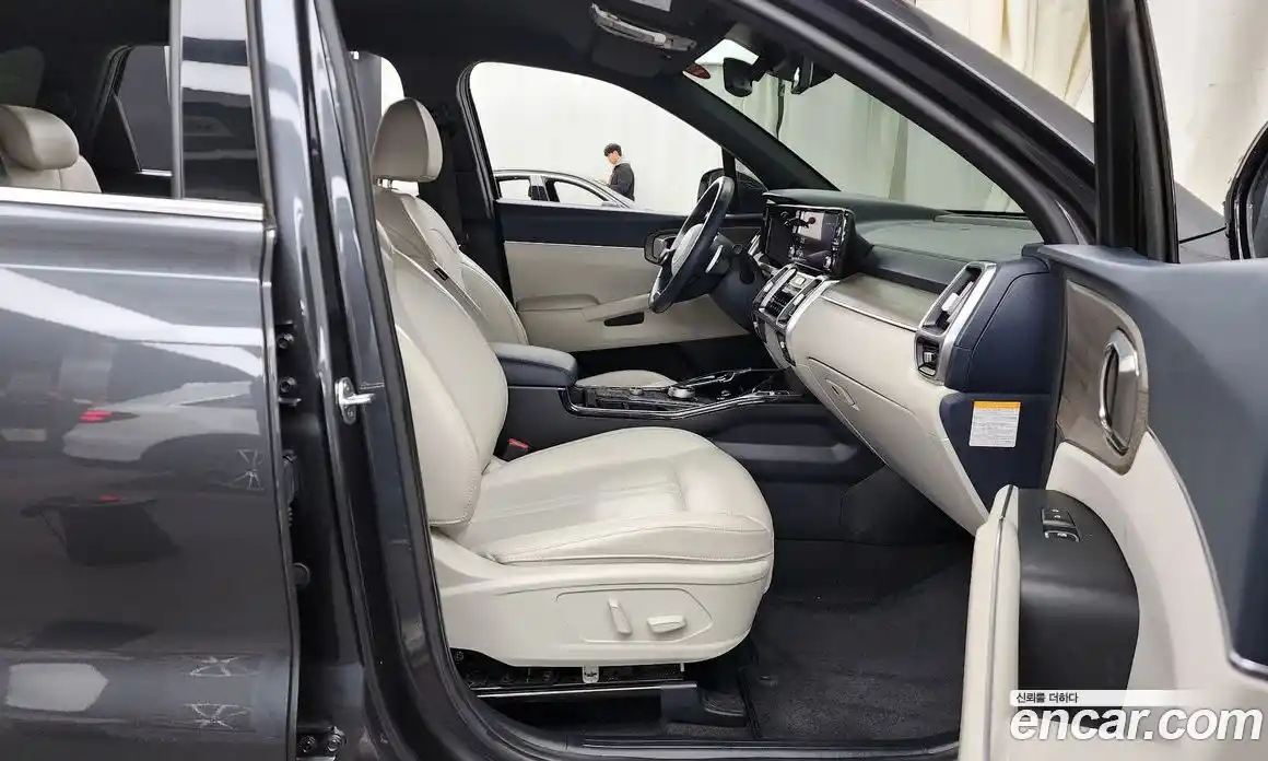 Kia Sorento 2022 1.6 Автомат в Москве № 124218, фото 1