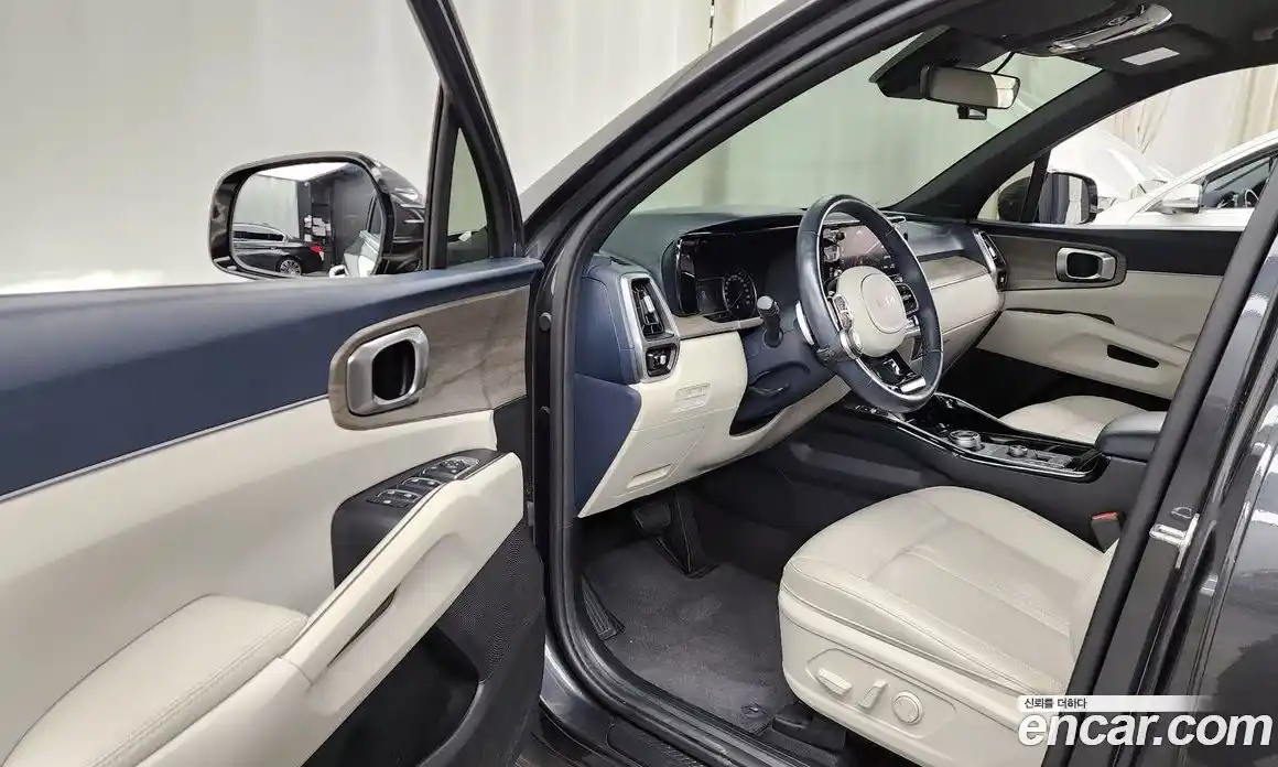 Kia Sorento 2022 1.6 Автомат в Москве № 124218, фото 3