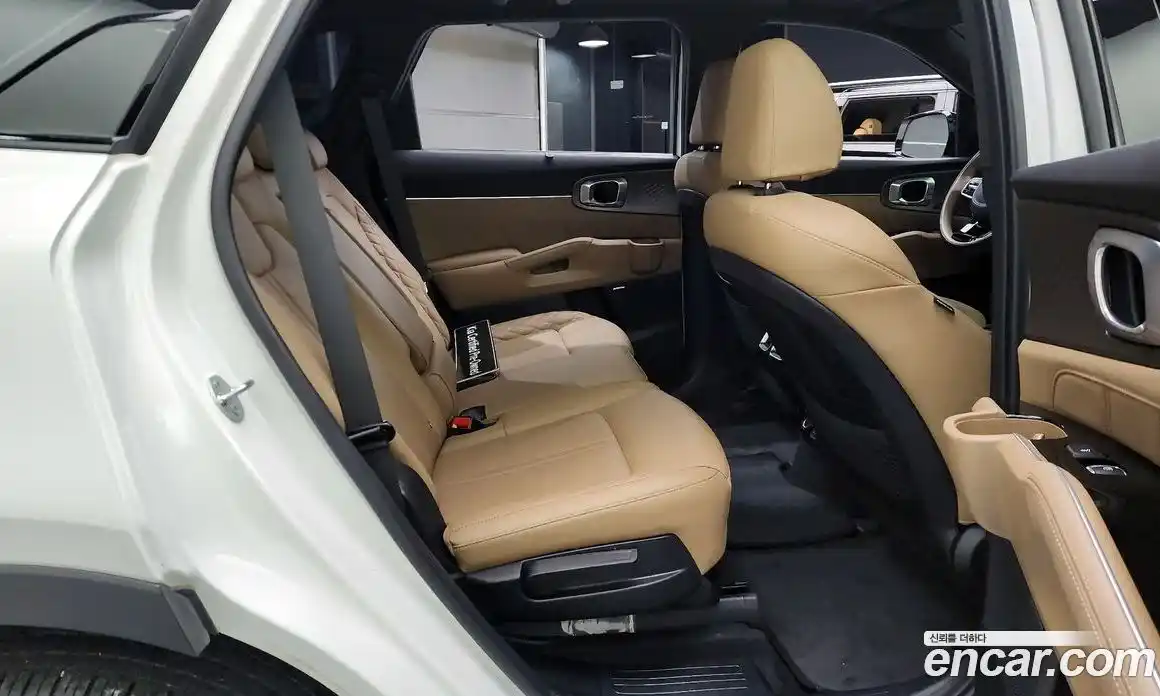 Kia Sorento 2024 1.6 Автомат в Москве № 12438, фото 1