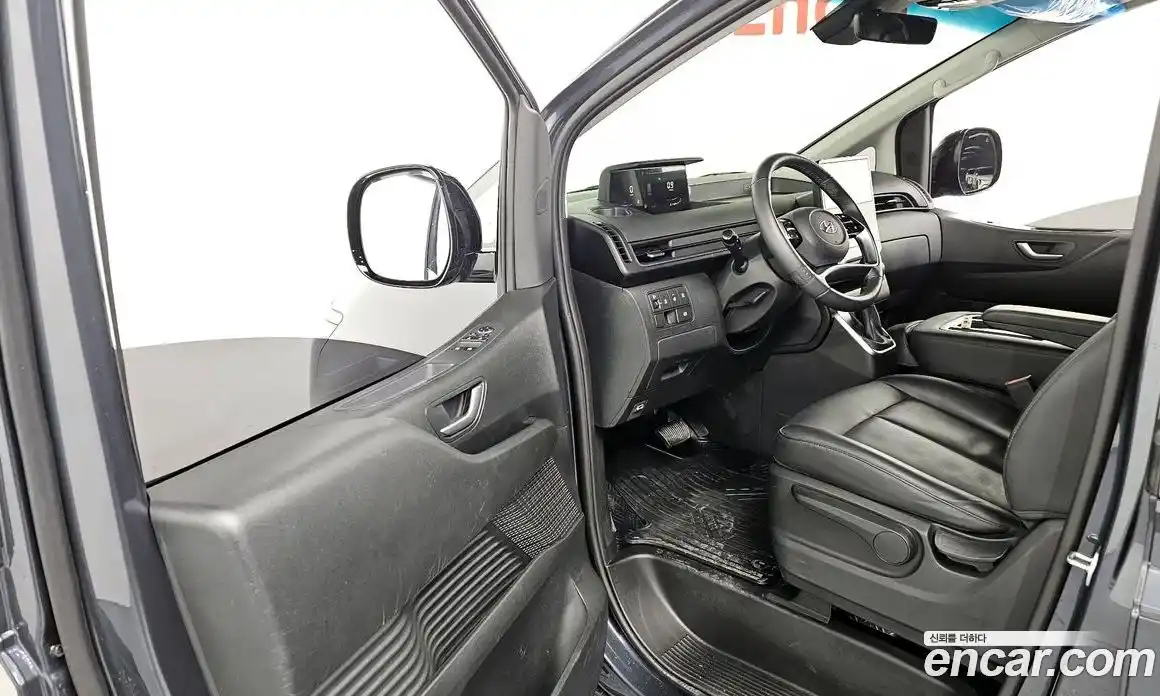 Hyundai Staria 2023 2.2 Автомат в Москве № 124799, фото 15