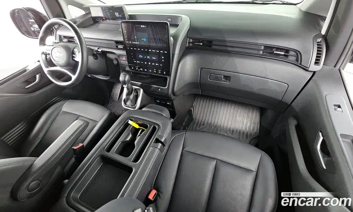 Hyundai Staria 2023 2.2 Автомат в Москве № 124799, фото 16