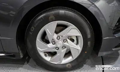 Hyundai Sonata 2024 2.0 Автомат в Москве № 125626, миниатюра 11