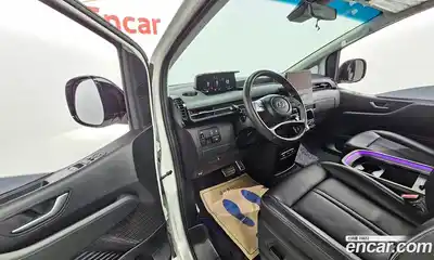 Hyundai Staria 2024 3.5 Автомат в Москве № 126111, миниатюра 10