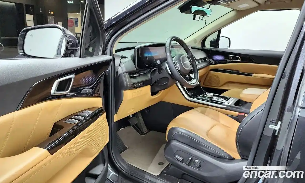 Kia Canival 2023 2.2 Автомат в Москве № 132414, фото 16