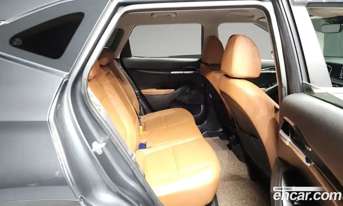 Kia Seltos 2024 1.6 Автомат в Москве № 132860, фото 11