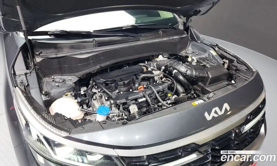 Kia Seltos 2024 1.6 Автомат в Москве № 132860, фото 17