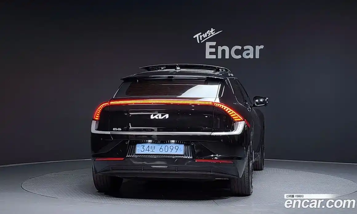 Kia EV6 2023 0.1 Автомат в Москве № 133669, фото 15