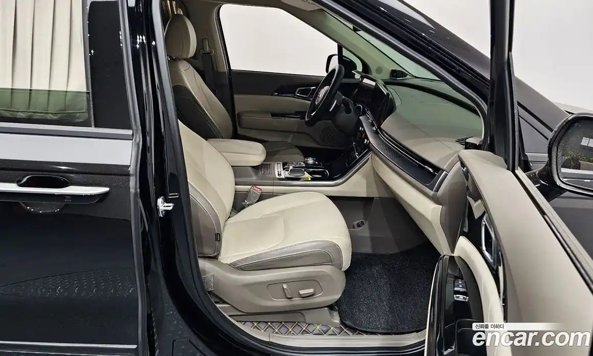 Kia Canival 2021 2.2 Автомат в Москве № 134056, фото 13