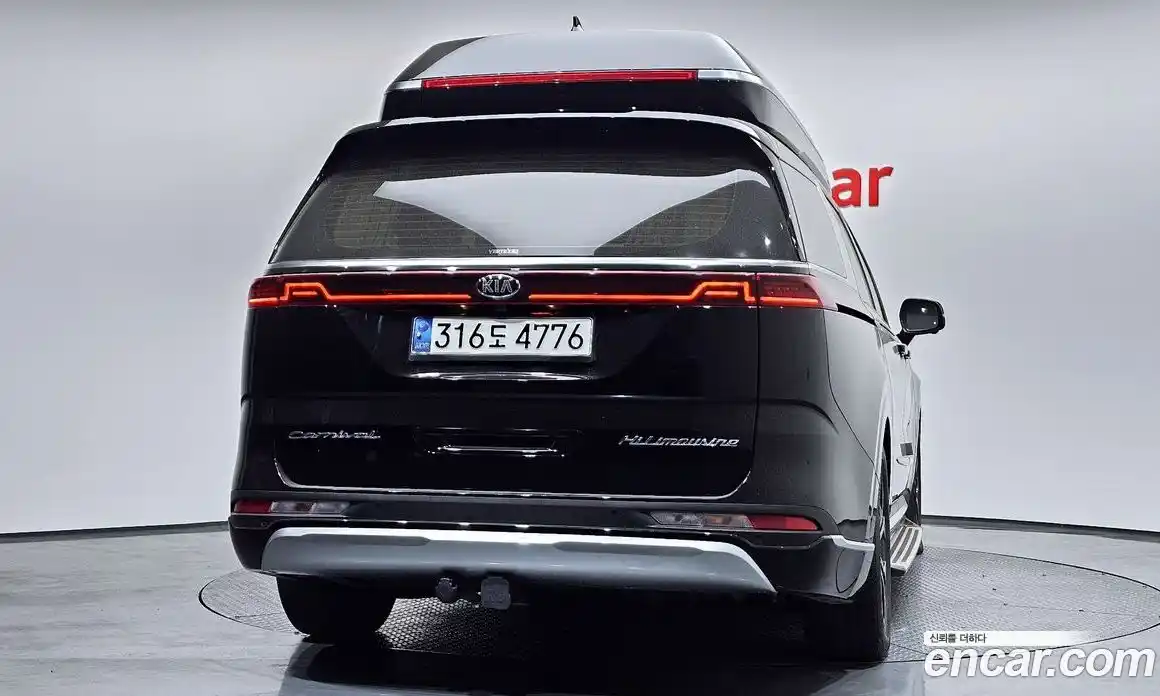 Kia Canival 2021 2.2 Автомат в Москве № 134056, фото 18