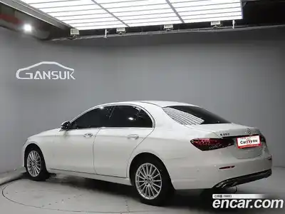 Mercedes-Benz E-Class 2022 2.0 Автомат в Москве № 140738, миниатюра 2