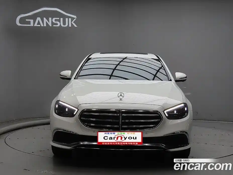 Mercedes-Benz E-Class 2022 2.0 Автомат в Москве № 140738, фото 3