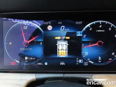 Mercedes-Benz E-Class 2022 2.0 Автомат в Москве № 140738, миниатюра 8