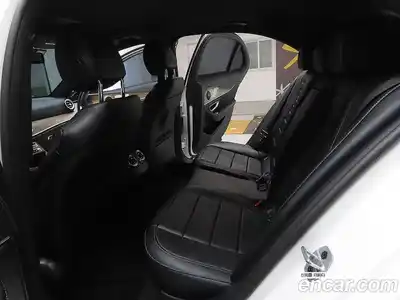 Mercedes-Benz E-Class 2022 2.0 Автомат в Москве № 140738, миниатюра 10