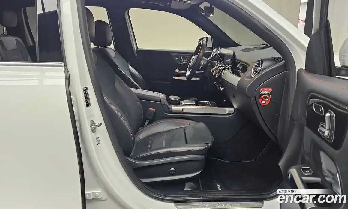 Mercedes-Benz GLB-Class 2021 2.0 Автомат в Москве № 141379, фото 12