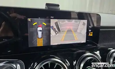 Mercedes-Benz GLB-Class 2021 2.0 Автомат в Москве № 141379, миниатюра 2