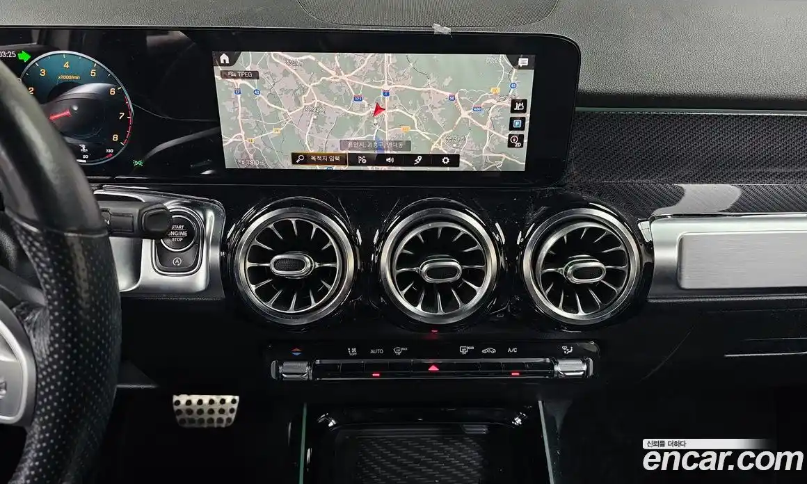 Mercedes-Benz GLB-Class 2021 2.0 Автомат в Москве № 141379, фото 8