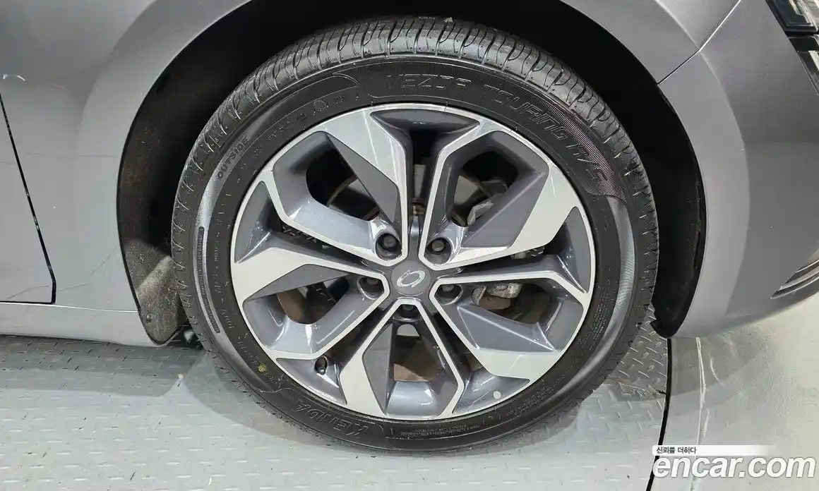 Renault SM6 2019 2.0 Автомат в Москве № 149523, фото 12