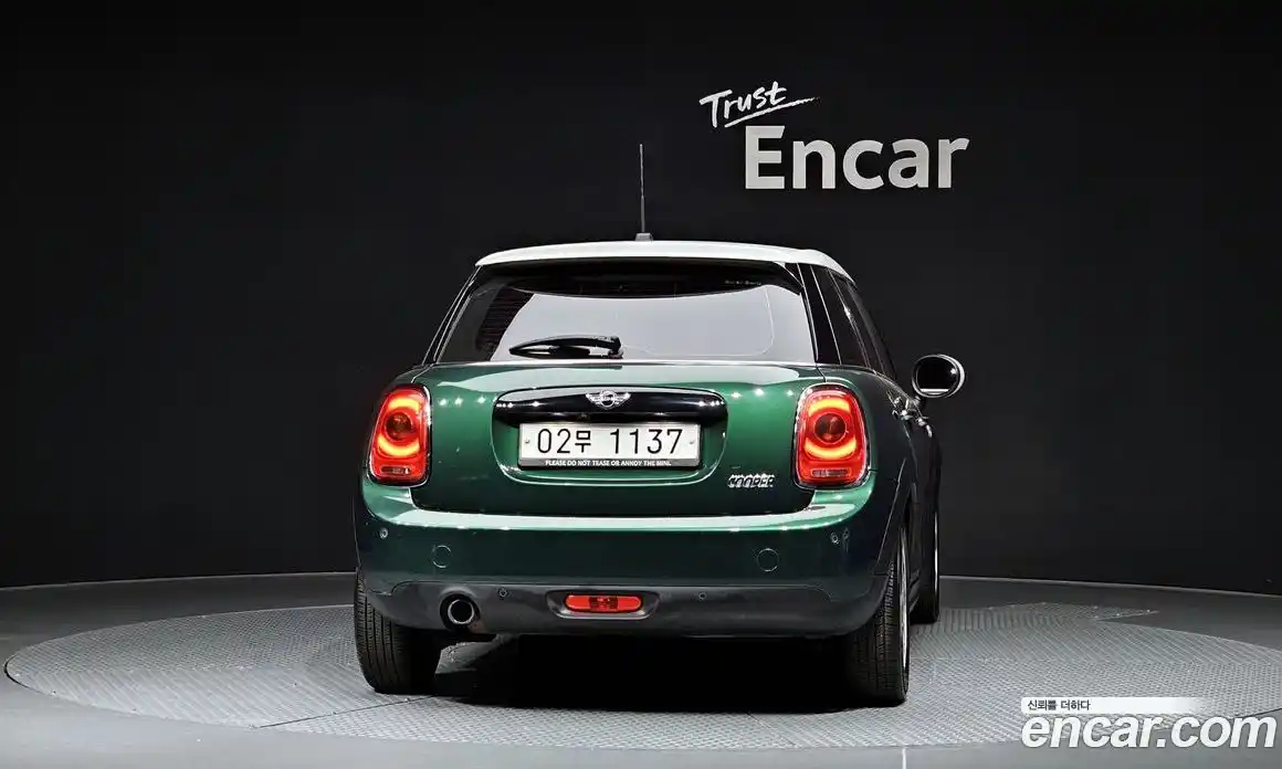 Mini Cooper 2018 1.5 Автомат в Москве № 152260, фото 13