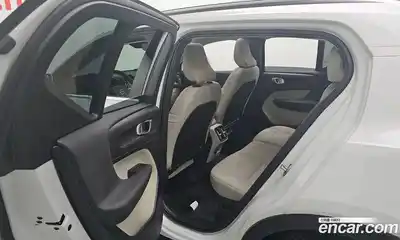 Volvo XC40 2025 2.0 Автомат в Москве № 153519, миниатюра 11