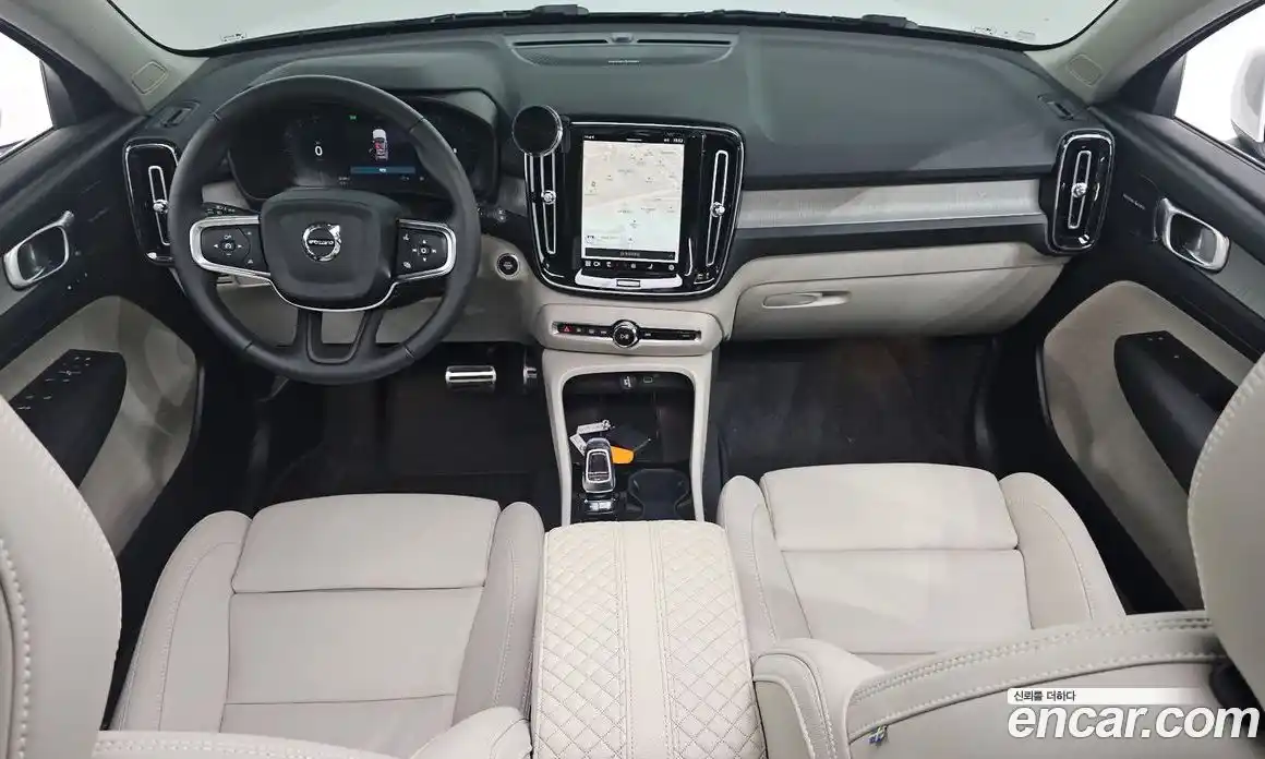 Volvo XC40 2025 2.0 Автомат в Москве № 153519, фото 16