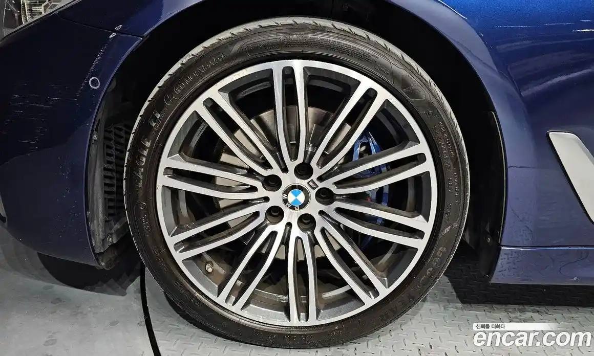 BMW 5-Series 2019 2.0 Автомат в Москве № 157379, фото 17