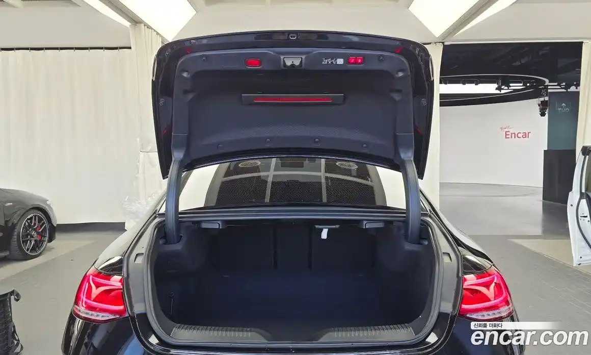 Mercedes-Benz CLS-Class 2023 3.0 Автомат в Москве № 160502, фото 19