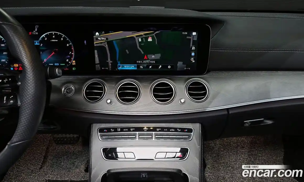 Mercedes-Benz E-Class 2022 2.0 Автомат в Москве № 161462, фото 3