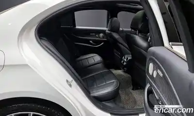 Mercedes-Benz E-Class 2022 2.0 Автомат в Москве № 161462, миниатюра 10