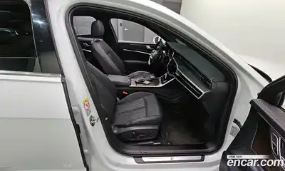 Audi A6 2022 3.0 Автомат в Москве № 163066, миниатюра 2