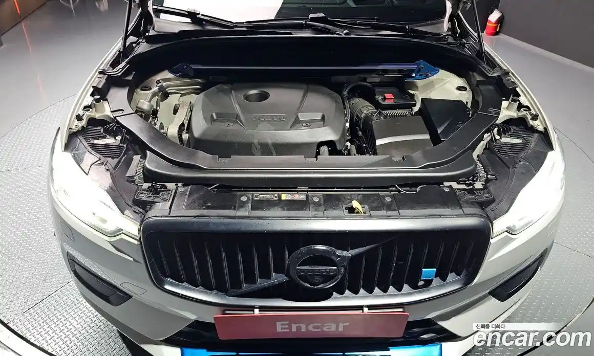 Volvo XC60 2018 2.0 Автомат в Москве № 164662, фото 19