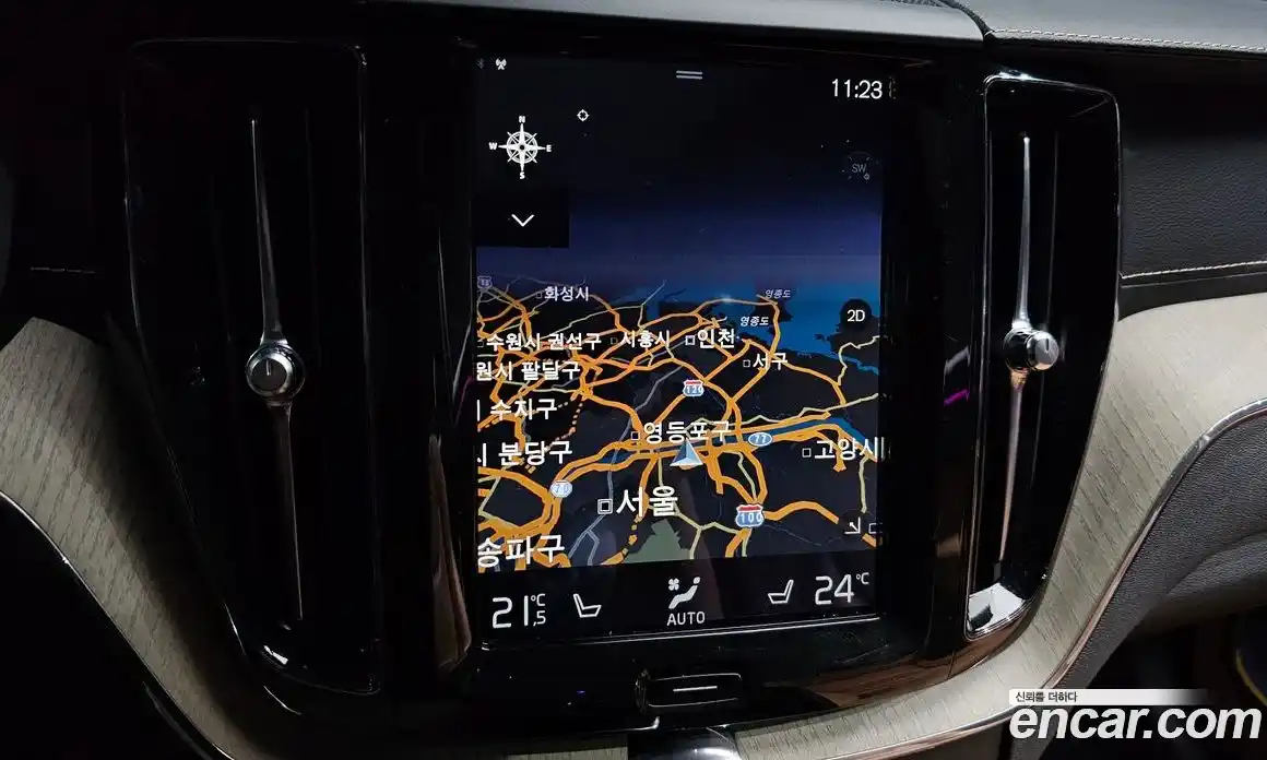 Volvo XC60 2018 2.0 Автомат в Москве № 164662, фото 5