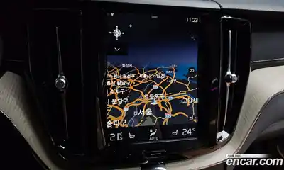 Volvo XC60 2018 2.0 Автомат в Москве № 164662, миниатюра 5