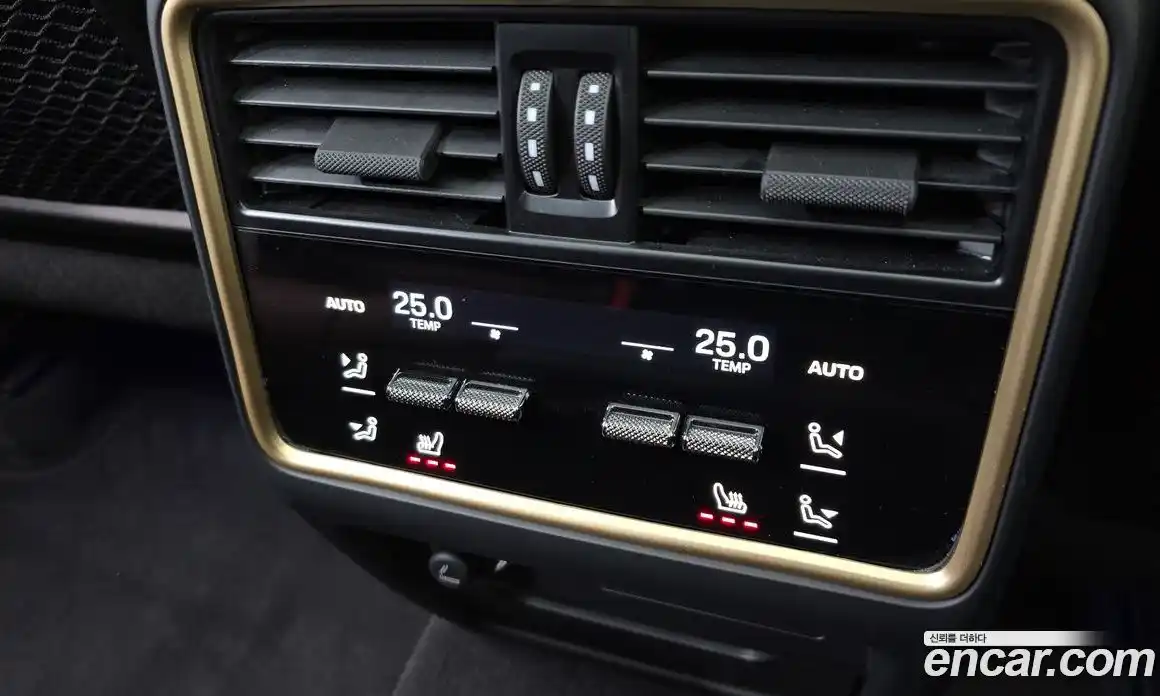 Porsche Cayenne 2024 3.0 Автомат в Москве № 165017, фото 18