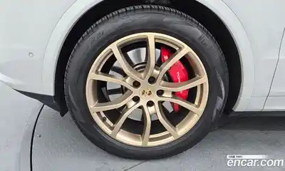 Porsche Cayenne 2024 3.0 Автомат в Москве № 165017, миниатюра 5